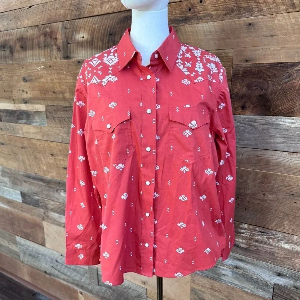 WRANGLER WOMEN'S RETRO AMERICANA BANDANA RED SHIRT NWOT
SZ M